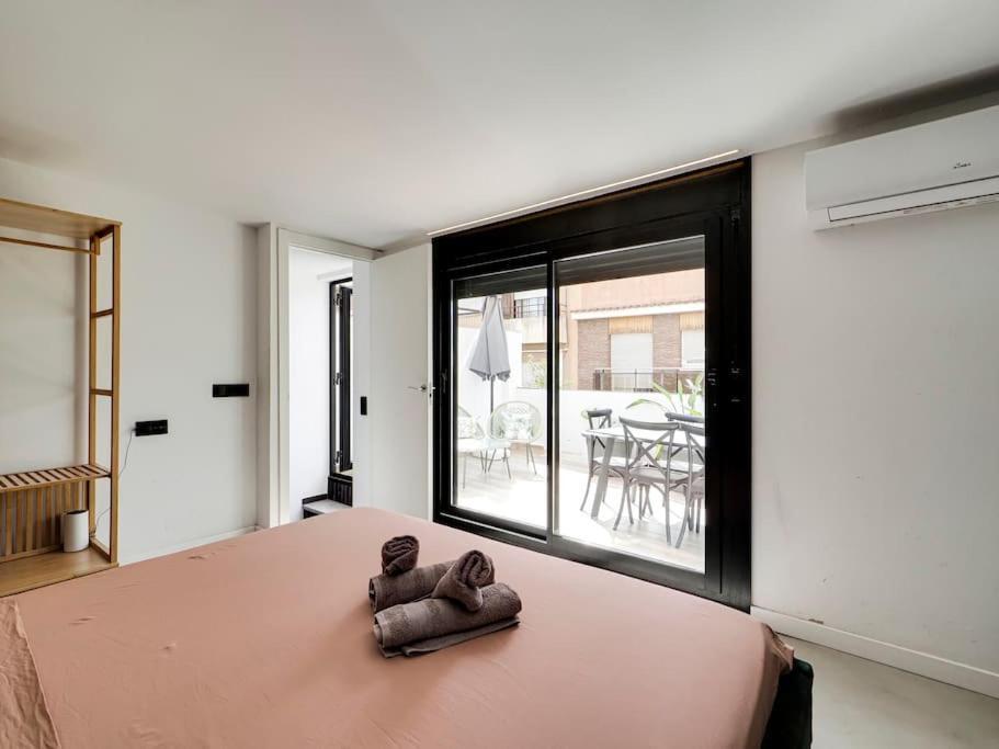 Casa Maria Townhouse- Terrace-4 Bedrooms L'Hospitalet de Llobregat Exterior foto