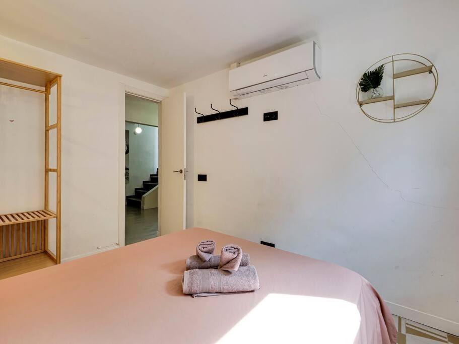 Casa Maria Townhouse- Terrace-4 Bedrooms L'Hospitalet de Llobregat Exterior foto