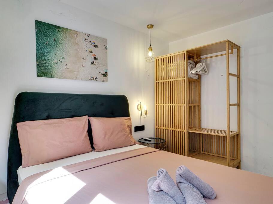 Casa Maria Townhouse- Terrace-4 Bedrooms L'Hospitalet de Llobregat Exterior foto
