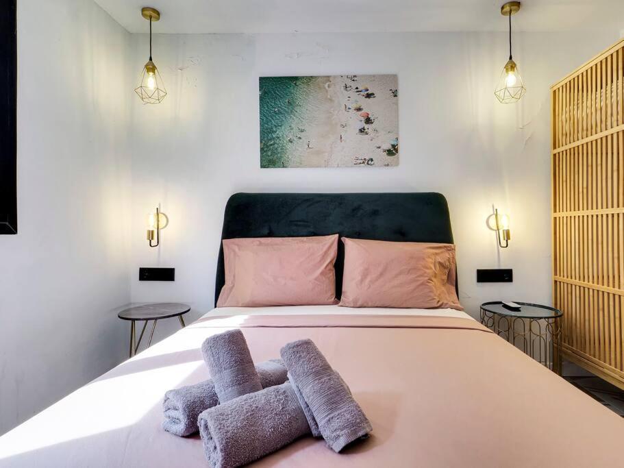 Casa Maria Townhouse- Terrace-4 Bedrooms L'Hospitalet de Llobregat Exterior foto
