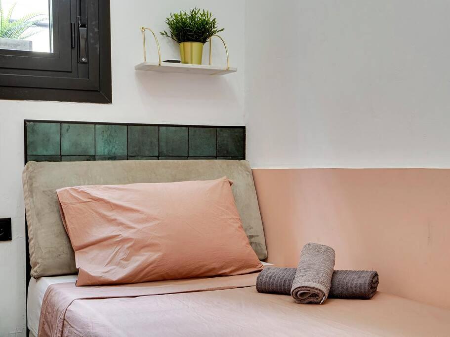 Casa Maria Townhouse- Terrace-4 Bedrooms L'Hospitalet de Llobregat Exterior foto