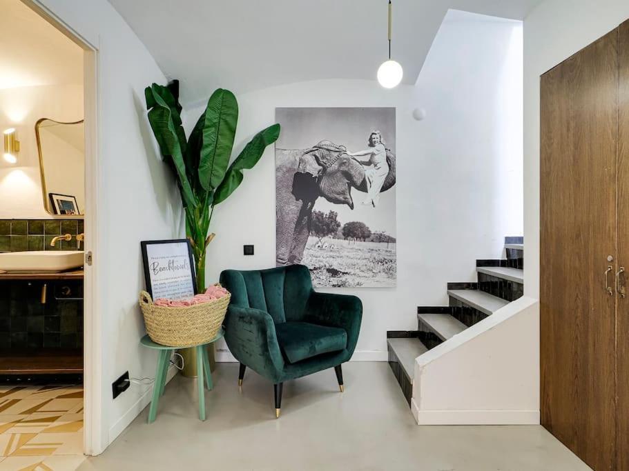 Casa Maria Townhouse- Terrace-4 Bedrooms L'Hospitalet de Llobregat Exterior foto