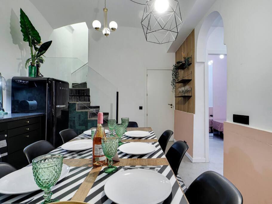 Casa Maria Townhouse- Terrace-4 Bedrooms L'Hospitalet de Llobregat Exterior foto